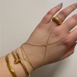 14k yellow gold hand chain